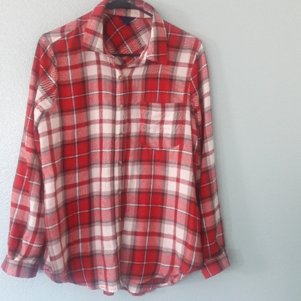 Women's flannel shirt